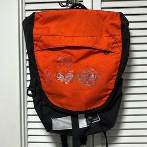 Bailey works small city backpack